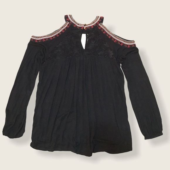 MAURICES Beaded Embroidered Cold Shoulder Lace Top - Picture 5 of 10